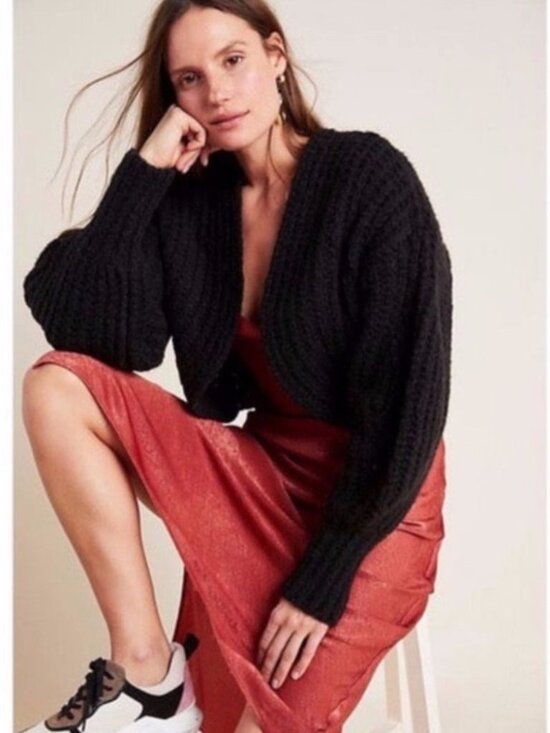 Anthropologie Sweaters - Anthropologie Rae cropped shrug